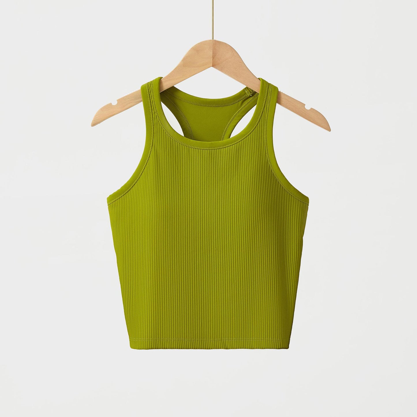 Slimming, breathable, quick-drying with chest pad