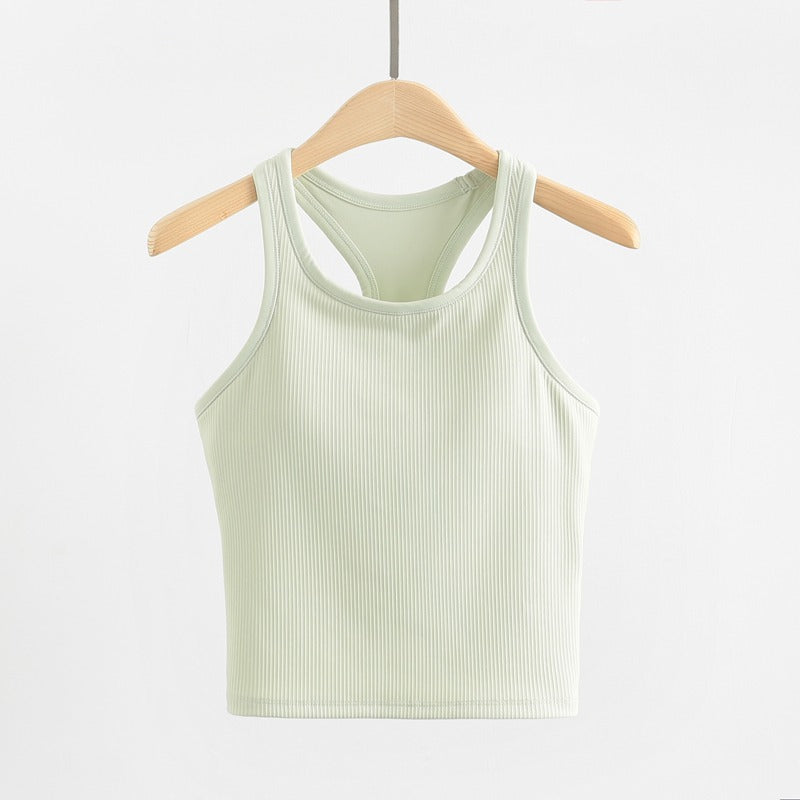 Slimming, breathable, quick-drying with chest pad