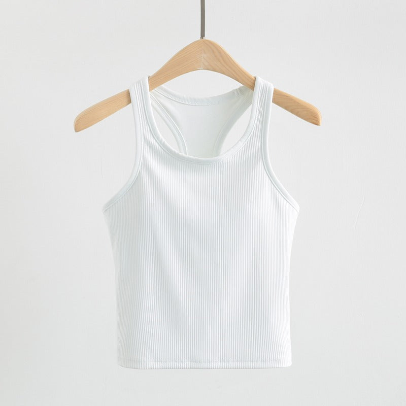 Slimming, breathable, quick-drying with chest pad