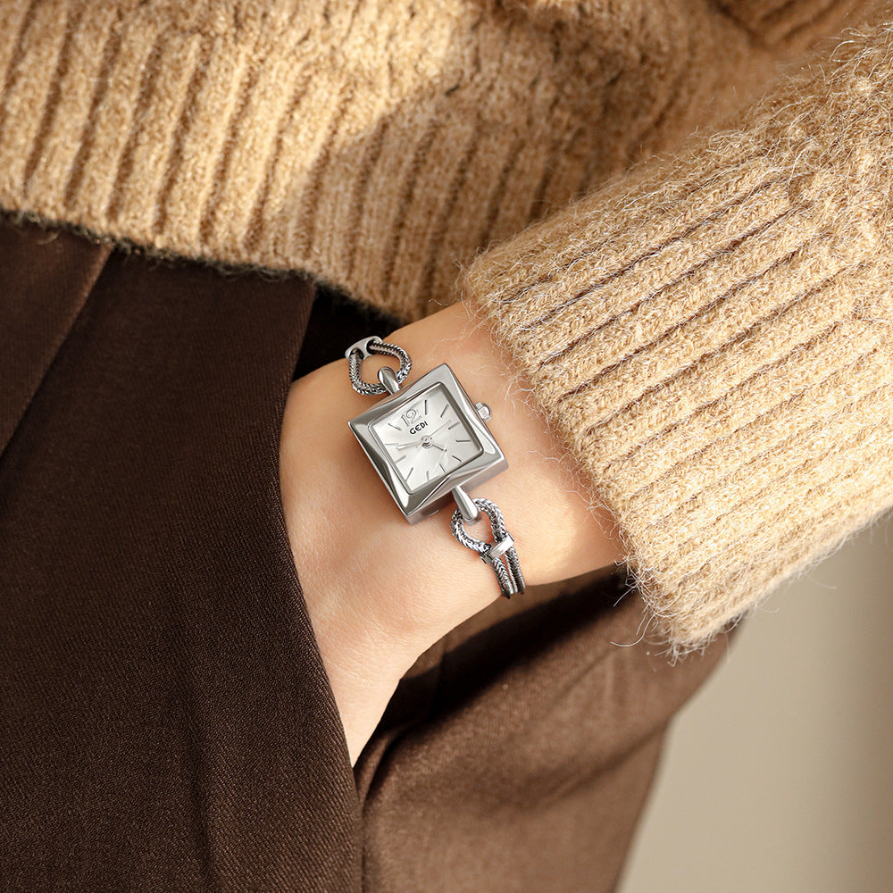 gedi vintage small sugar Cube Ladies' simple and elegant bracelet watch